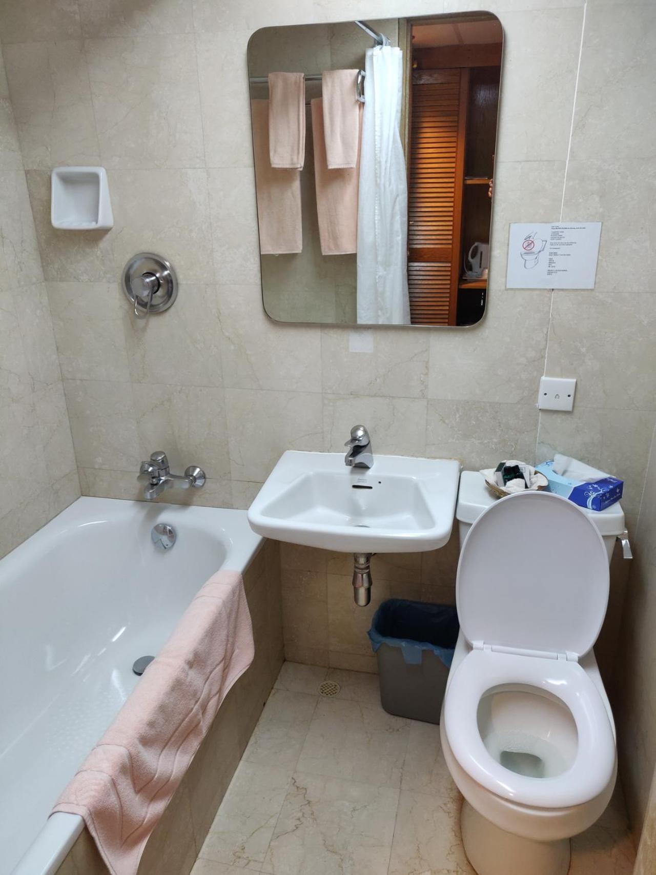 Terrace Hotel Bandar Seri Begawan Bagian luar foto